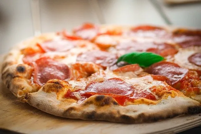 Boston Pizza Royalties - Monatszahler - Aktien und REITS aus USA und Kanada die monatlich eine Dividende zahlen