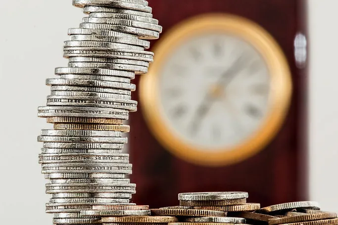 ETF Sparpläne im Vergleich -- Scalable vs. Consorsbank